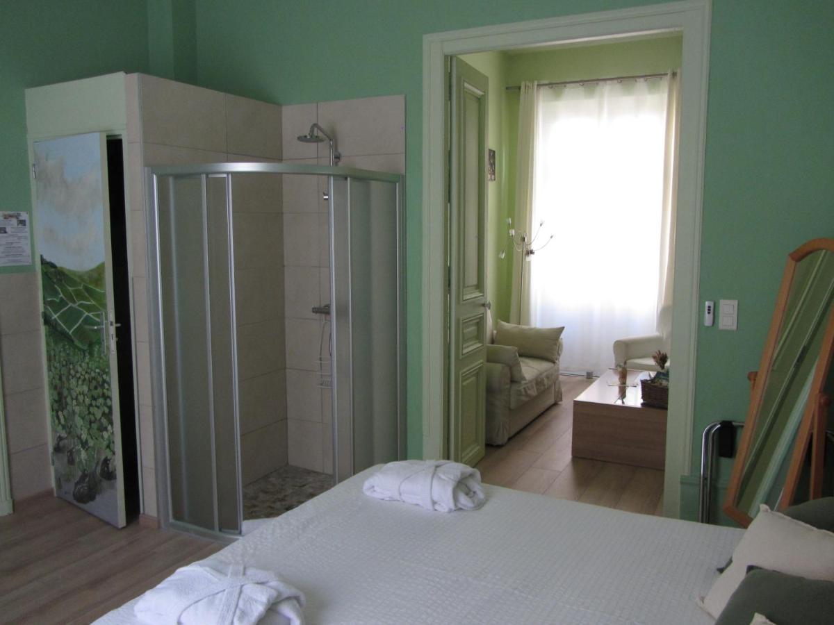 Chambre D'Hotes Les Epicuriens Epernay Exterior photo